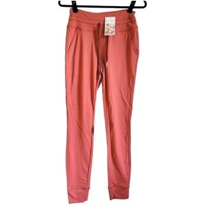 NWT Halara Cloudful Air Nylon Leggings Size Small Regular fit